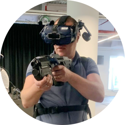 Kris in virtual reality